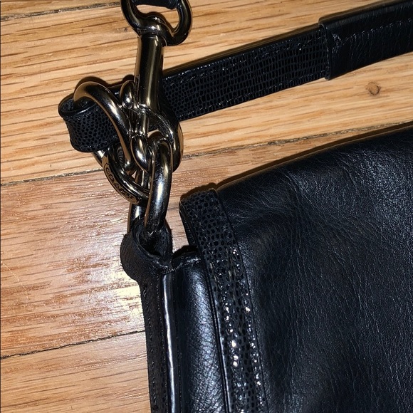 This is a GREAT BAG!!! Best COACH CROSSBODY BAG. Great CONDITION and GREAT PRICE - Picture 6 of 12